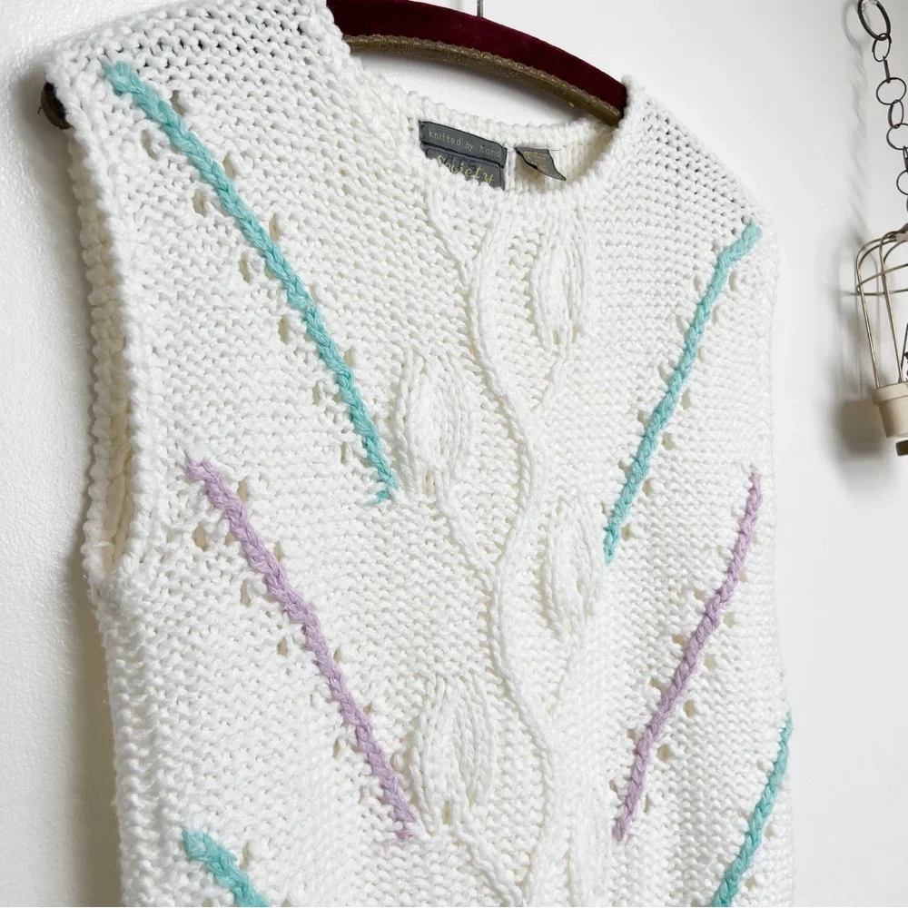 Vintage Vine Pullover Knit Sweater Vest